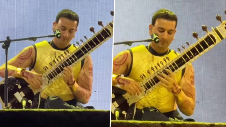 Sitarist Rishab Rikhiram Sharma Enthrals Audience at Delhi Finale With Fusion Performance