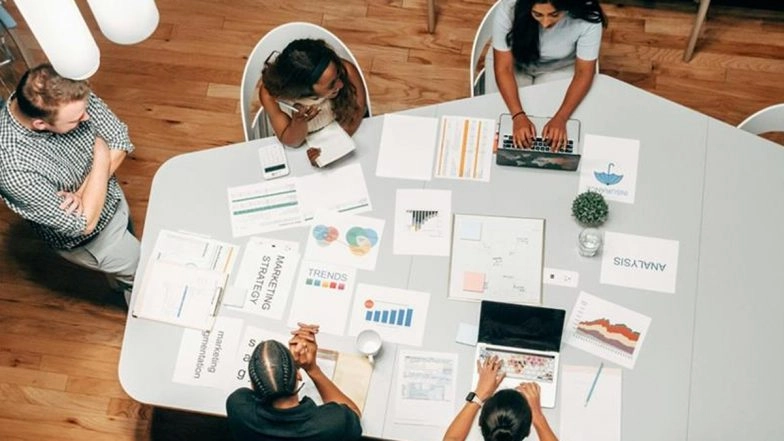 5 Smart Ways a Digital Marketing Agency Helps You Make More Money