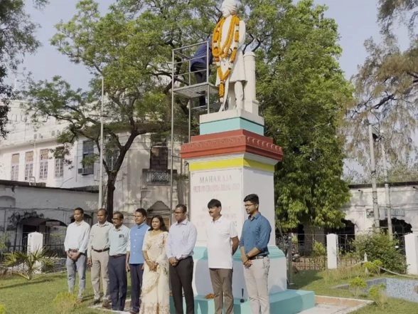 LatestLY - Business - News Image