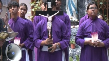India News | From Kolkata to Delhi, Devotees Commemorate Jesus Christ's Sacrifice on Good Friday