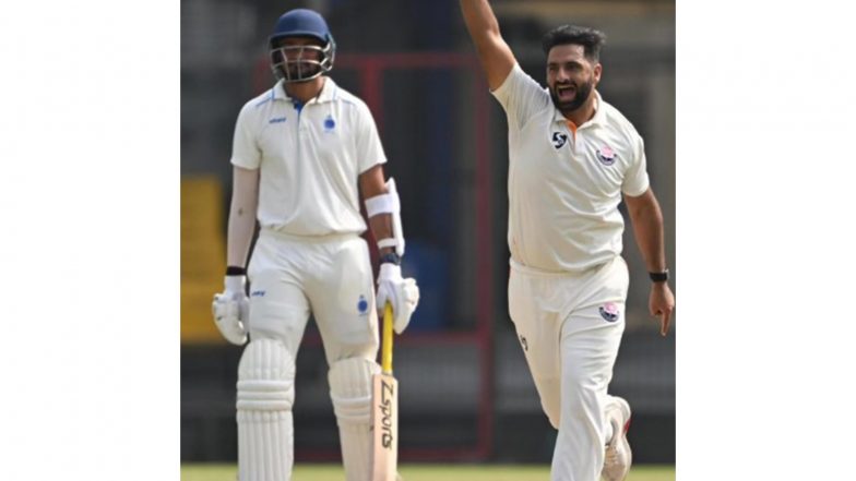 Sports News | Irfan Bhai Helped Me Make My J-K Debut in Senior Team: Auqib Nabi Ahead of Delhi Capitals Vs Mumbai Indians IPL Match