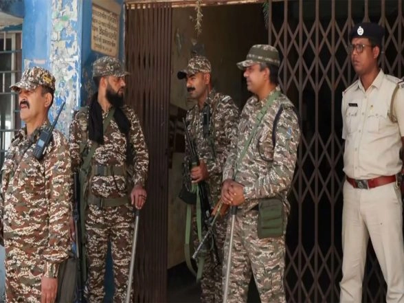 LatestLY - Politics - News Image