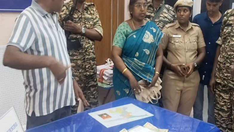 India News | Tamil Nadu: Rs 11 Lakh Cash Seized from DMK Functionary's House in Tiruchirappalli