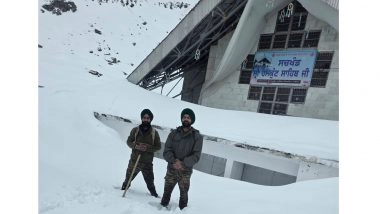 India News | Indian Army and Sevadars Survey Hemkunt Sahib Trek; Snow-clearing to Begin After April 15