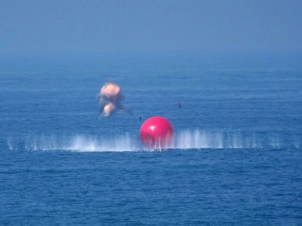 World News | Taiwan Detects 3 Chinese Sorties, 6 Vessels, 2 Ships Around Itself