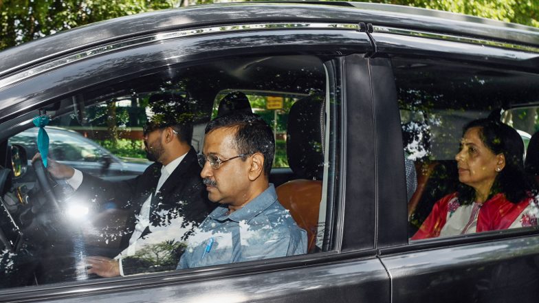 India News | Excise Police Case: Arvind Kejriwal Arrives at Delhi HC for Hearing of Recusal Plea
