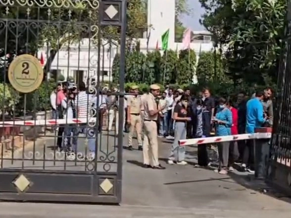 LatestLY - Politics - News Image