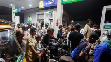 World News | Markets, Malls to Shut by 8 Pm in Pakistan as Fuel Crisis Deepens