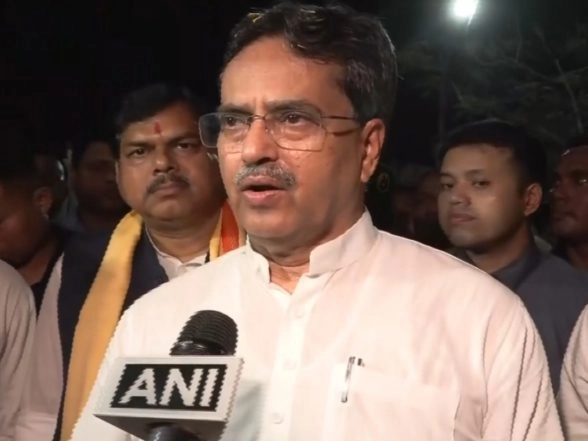 LatestLY - Politics - News Image