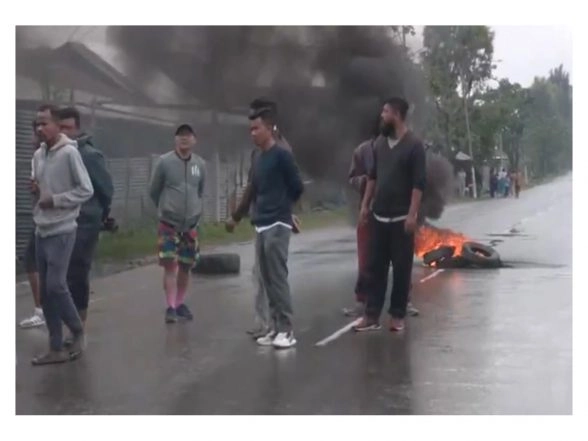 LatestLY - Politics - News Image