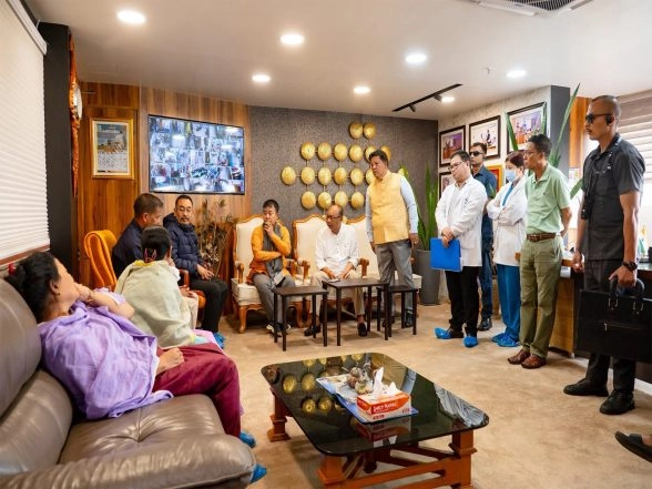 LatestLY - Politics - News Image