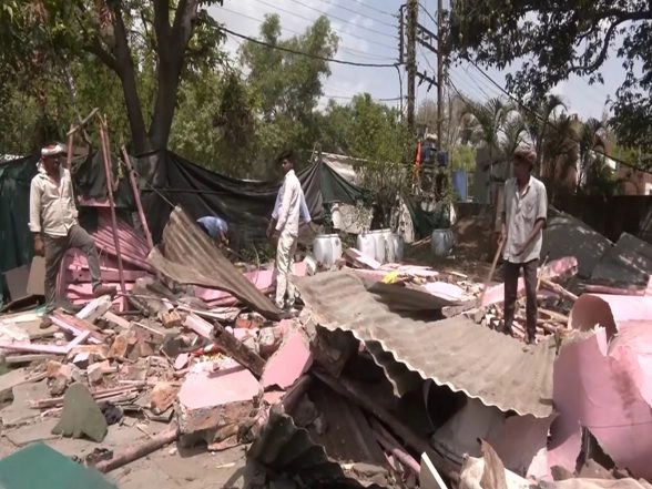 India News | MP: Encroachment Removed from Govt Land Worth Around Rs 200 Crore in Indore