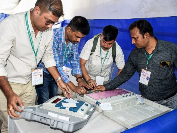 LatestLY - Politics - News Image