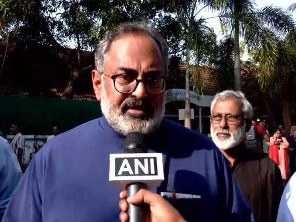 LatestLY - Politics - News Image