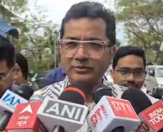 LatestLY - Politics - News Image