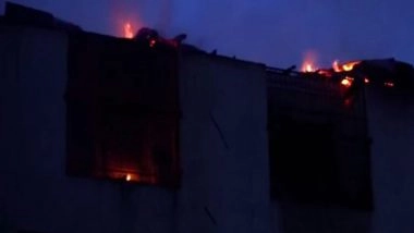 India News | J-K: Massive Blaze Breaks out at Jamia Arabia Ashraf Ul Uloom in Srinagar's Hyderpora