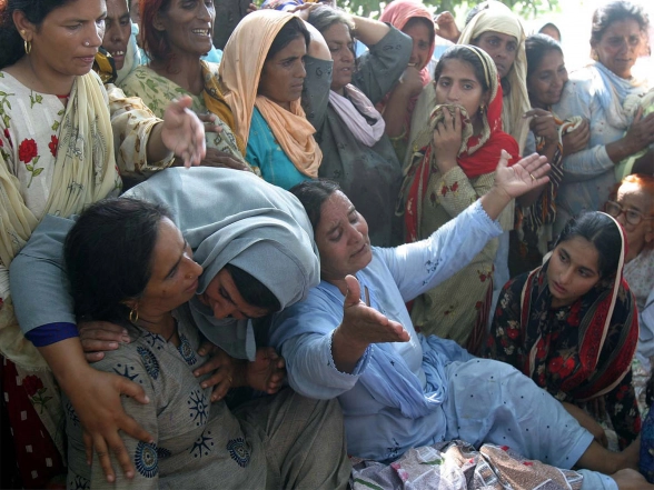 World News | Minority Rights Under Siege in Pakistan: Protest Demands Justice for Young Girls