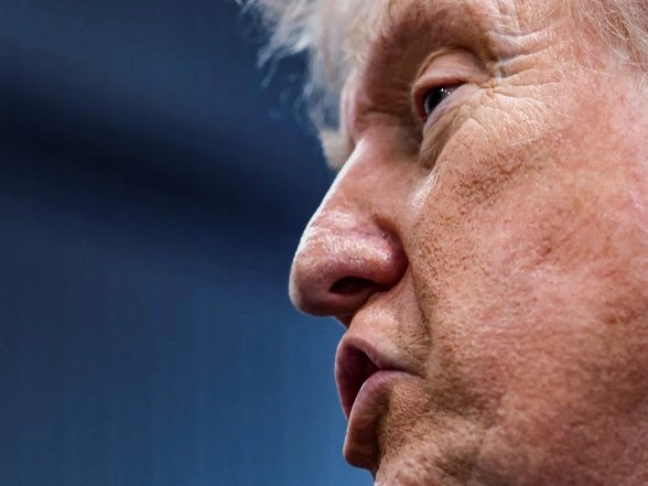 World News | Trump Shares Article Suggesting Option with Him to Enforce Naval Blockade on Iran