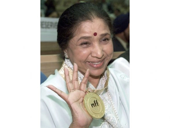 Entertainment News | The Voice of a Billion Hearts: Remembering Asha Bhosle