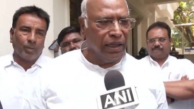 India News | Congress President Mallikarjun Kharge Condoles Demise of Legendary Asha Bhosle