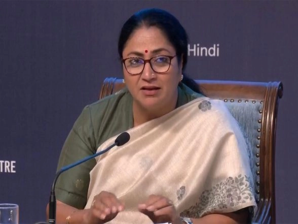 India News | Delhi CM Rekha Gupta Orders Comprehensive Financial Review of Liquor Retail Undertakings