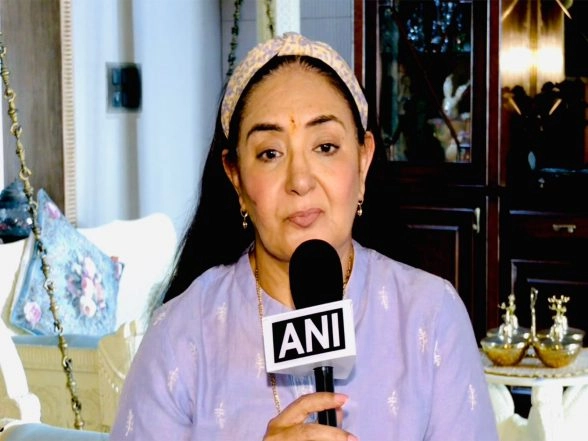 Entertainment News | Singer Jaspinder Narula Says She Listened to Asha Bhosle in Her Mother's Womb