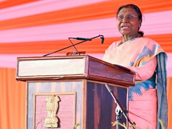 India News | President Murmu to Visit Gujarat, Maharashtra from April 13 to 16