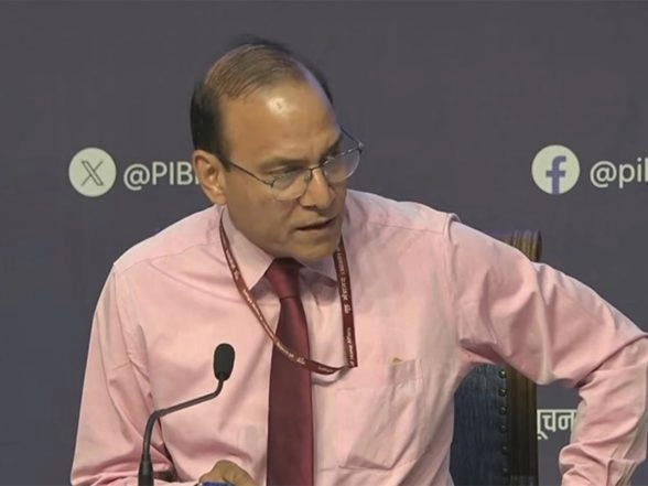 India News | Ministry of Shipping Says Efforts Underway to Bring 15 Indian Vessels from Strait of Hormuz