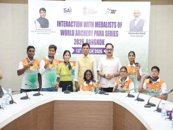 Sports News | Union Sports Minister Mandaviya Felicitates Indian Contingent for Performances at Bangkok 2026 World Archery Para Series
