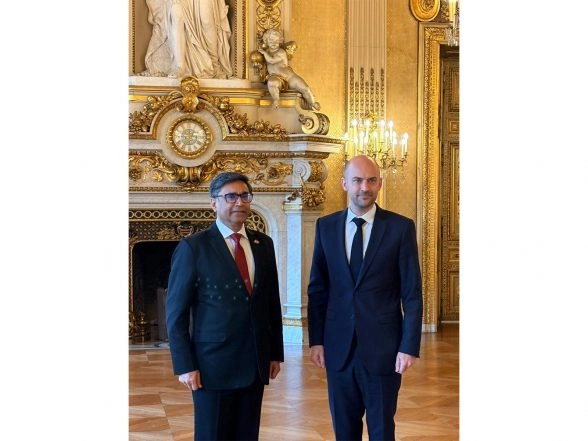 World News | Foreign Secretary Misri Calls on French FM Barrot; Discusses Bilateral Cooperation, Situation in West Asia