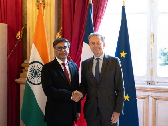 World News | India-France Review Cooperation on Economic Security During Talks in Paris