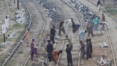 World News | Railway Unions Slam Collapse of Pakistan Railways, Demand Minister's Removal
