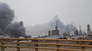 World News | Iran Freezes Petrochemical Exports to Protect Domestic Market After Israeli Strikes