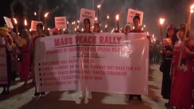 India News | Meira Paibi Holds Massive Protest in Imphal East, Hundreds of Women March for NRC, Security