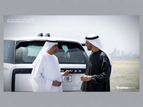 World News | UAE President Meets Ruler of Fujairah and Conducts Inspection of Fujairah Port