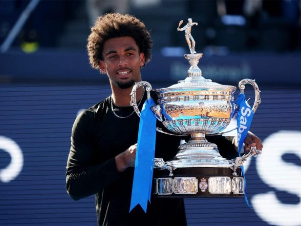 Sports News | Arthur Fils Holds Nerve to Beat Rublev to Claim Barcelona Open Title