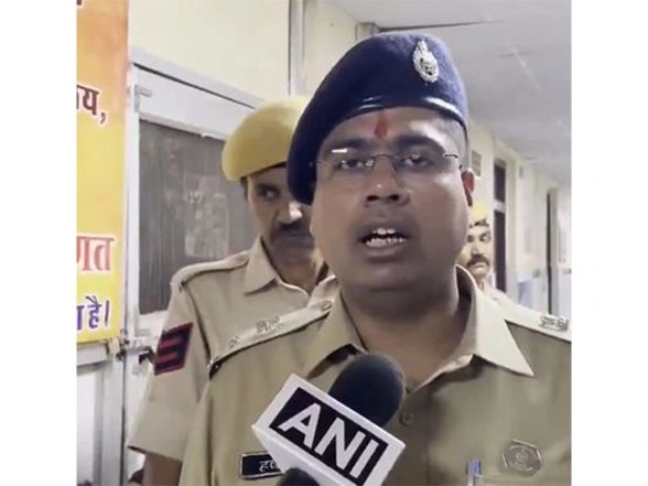 India News | Rajasthan: Two Killed, Several Injured as Bus Overturns Near Ajmer