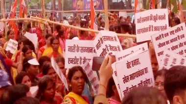 India News | NDA Women Workers Hold 'Jan-Aakrosh Mahila Padyatra' in Patna Against Defeat of Women's Reservation Amendment Bill