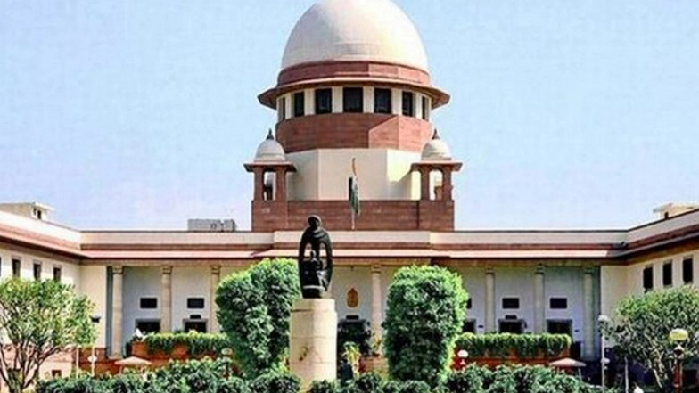 India News | Hathras Gangrape and Murder: SC Declines to Entertain Plea Seeking Transfer of Victims' Family to Delhi