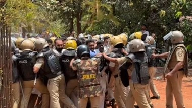India News | Keralam: Clash Erupts During Youth Congress Protest over BDS Student Death in Kannur