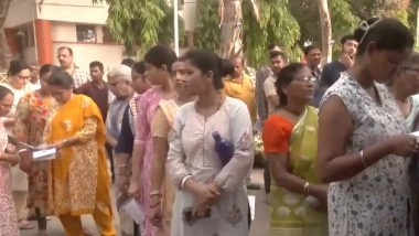 India News | WB Elections: Voters Queue Up in Asansol as Phase 1 Polling Begins