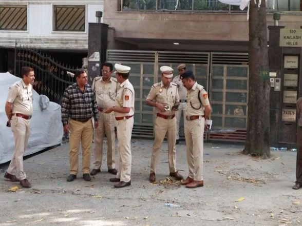 India News | Delhi Police Recreate Crime Scene in IRS Officer's Daughter Murder Case