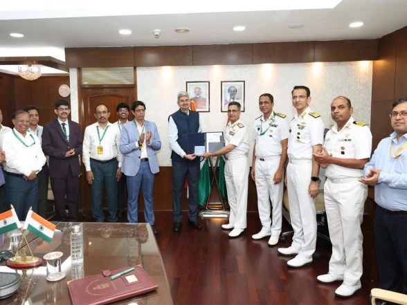 India News | DRDO, Indian Navy Achieve Milestone in Hydrodynamic Testing for Frontline Warship Project