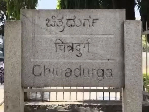 India News | Karnataka: Chitradurga Heatwave Intensifies, Residents Battle Scorching Sun