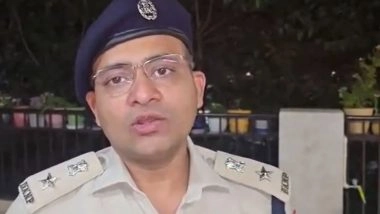 India News | Delhi Police Creates Green Corridor for Lungi Ngidi After Injury During IPL Match