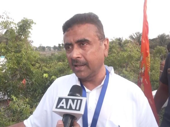 India News | Showdown in Bhabanipur: Chaos Erupts as Mamata, Suvendu Hold Rival Rallies 100 Metres Apart