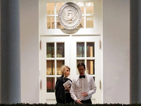 World News | Shooter Was Stopped at First Contact: US Secret Service on White House Correspondents Dinner Shooting