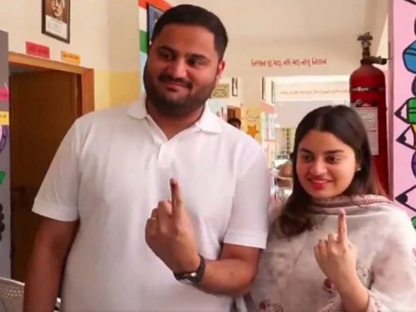 India News | Gujarat Local Body Polls: AAHL Director Jeet Adani, Diva Shah Cast Vote in Ahmedabad