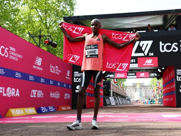 Sports News | Kenya's Sabastian Sawe Sets New World Marathon Record, Becomes First to Run Under 2 Hours
