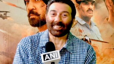Entertainment News | Sunny Deol Shares Video of Him Watching Match of Preity Zinta's Team Punjab Kings